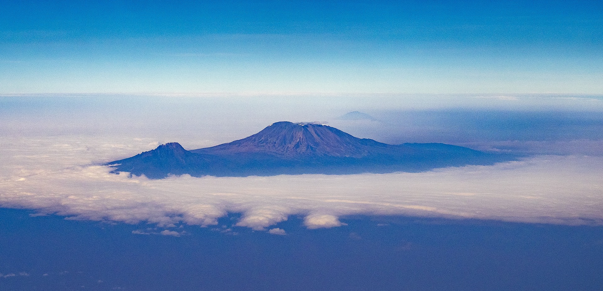 Kilimanjaro Trekking via Marangu Route (5 Days / 4 Nights)